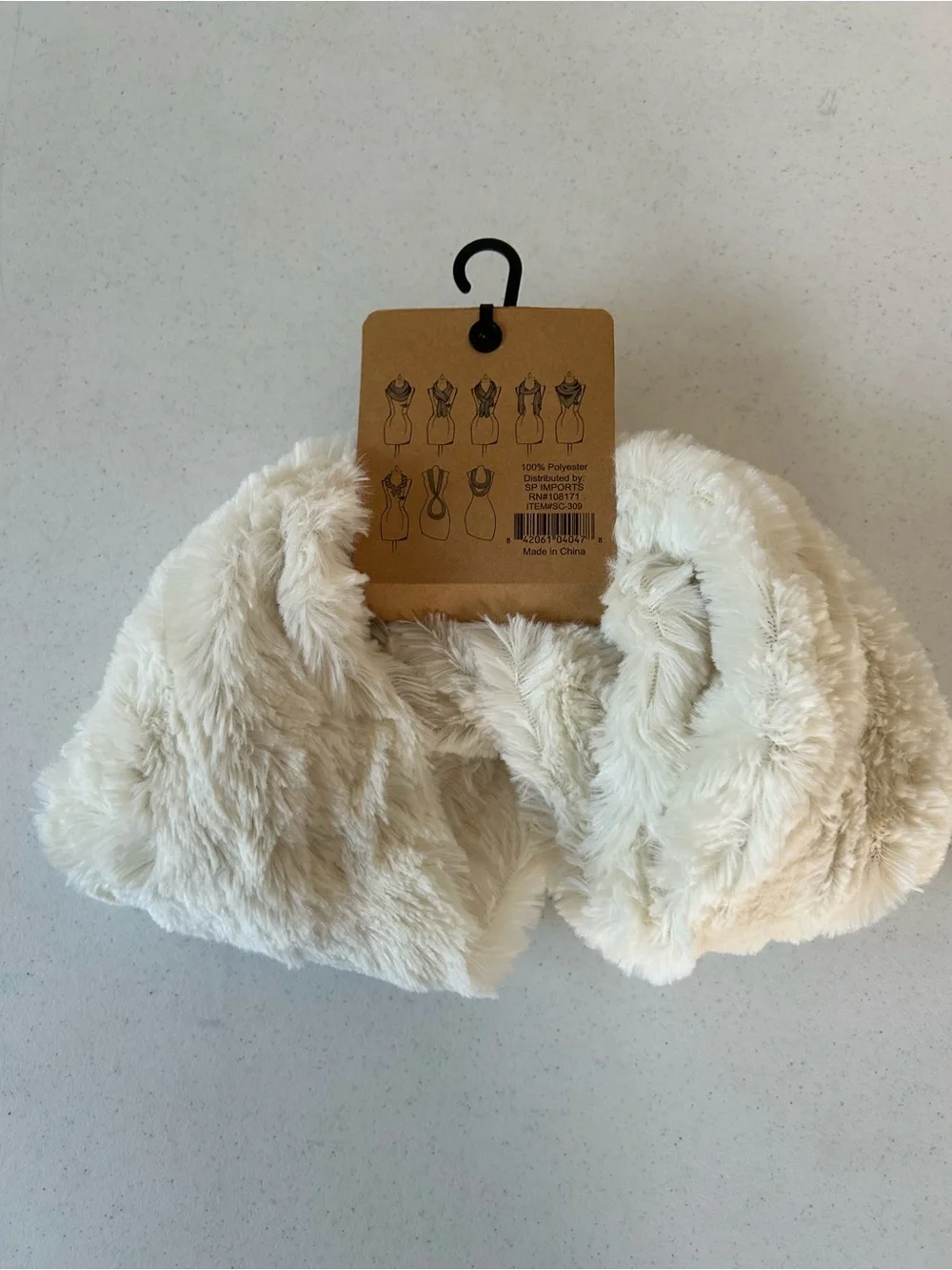 Essentials plush faux